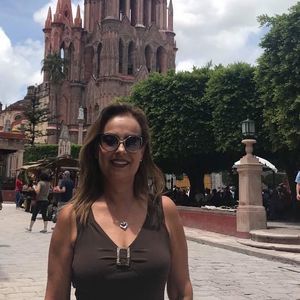 Meet your Posher, Marcela